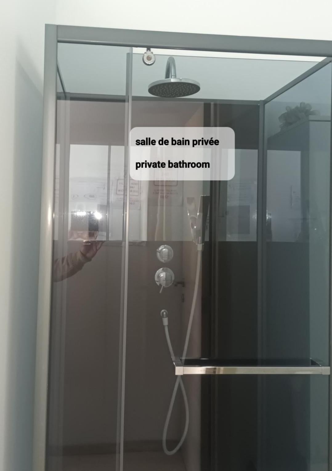 Private Studio Brussels Airport Buitenkant foto