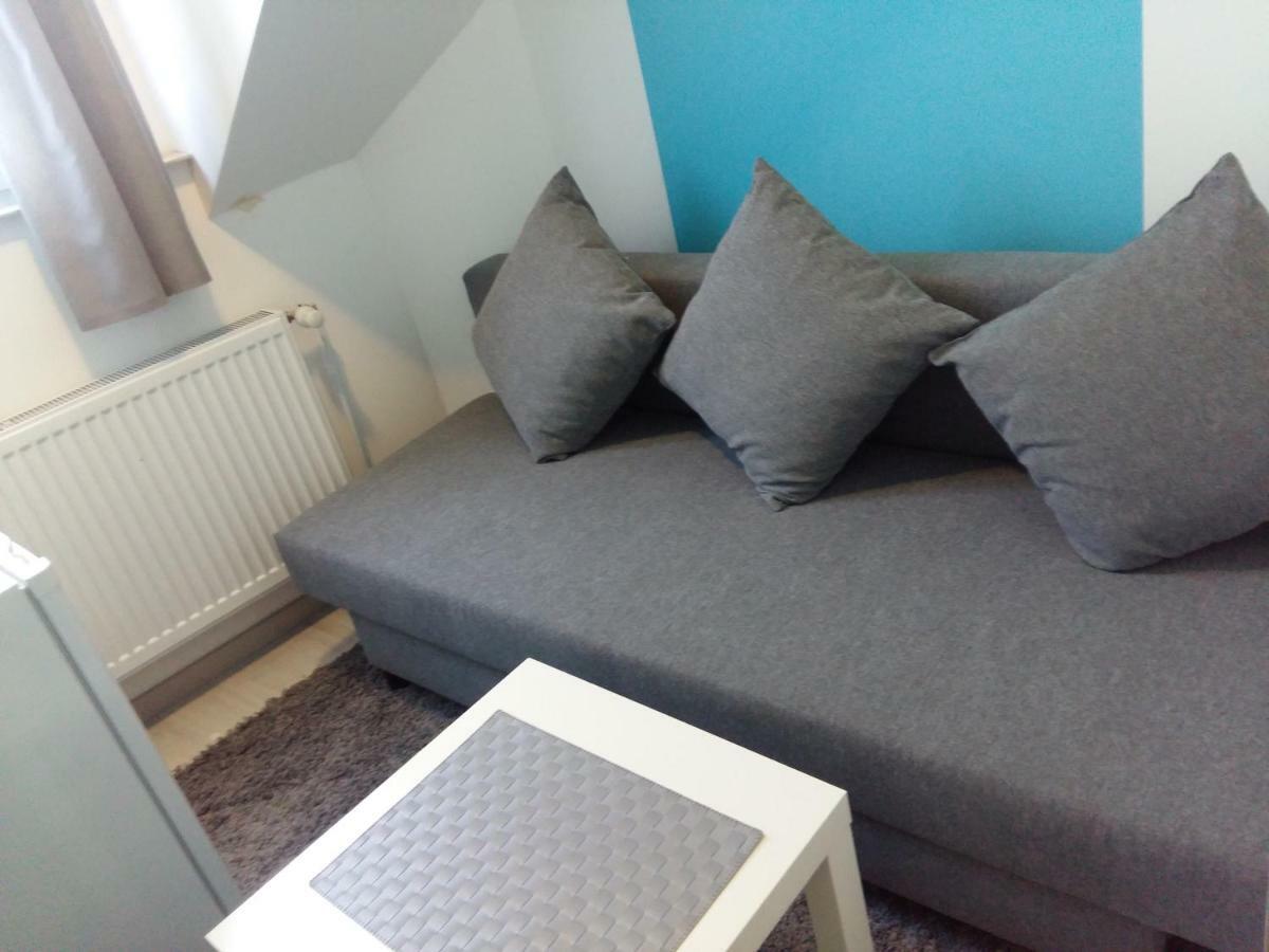 Private Studio Brussels Airport Buitenkant foto